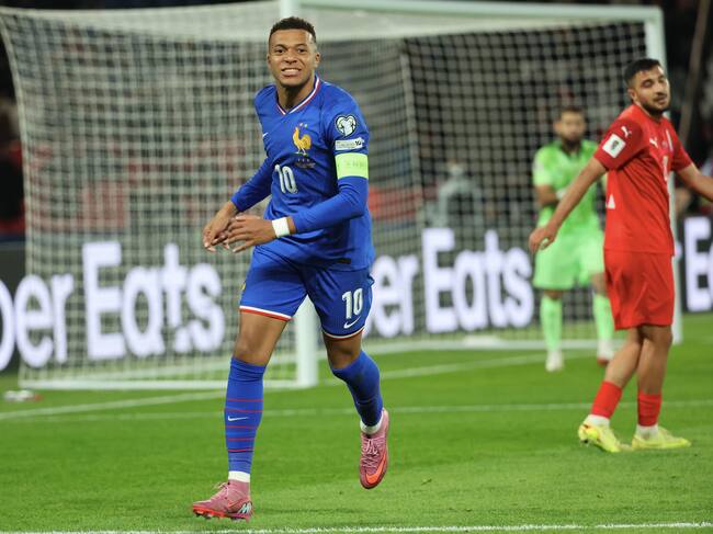 Kylian Mbappé durante el Francia vs. Azerbaiyan. FOTO: Xavier Laine/Getty Images