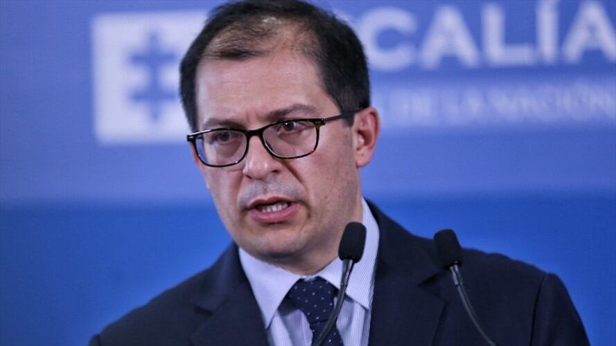 El fiscal general, Francisco Barbosa, junto a su homóloga anfitriona Diana Salazar, recibieron el respaldo solidario de los fiscales y procuradores generales miembros de la AIAMP. Foto: Colprensa / CAMILA DÍAZ