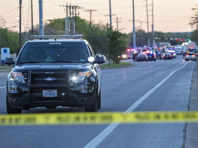 Muere en operación policial persona relacionada con las explosiones en Texas. Foto: Agencia EFE