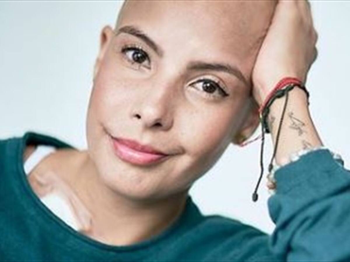 Esto es un casco de guerrera, la lucha que tenemos para salir adelante: Manuela Estévez