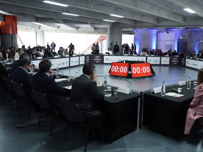 Más de treinta expertos de diferentes sectores lideraron la conversación más importante sobre democracia en lo que va del 2024. | Foto: Prisa Media