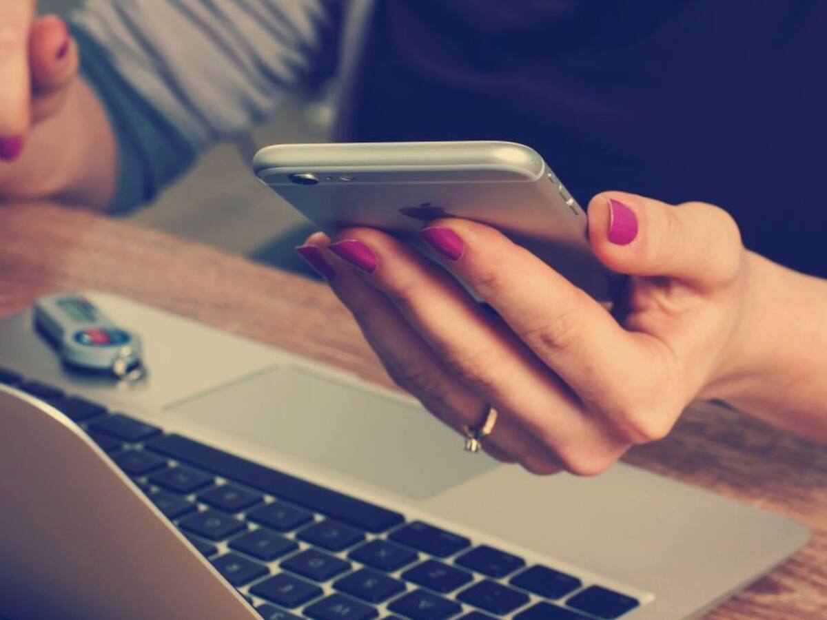 El truco para convertir su celular en un mouse para computador