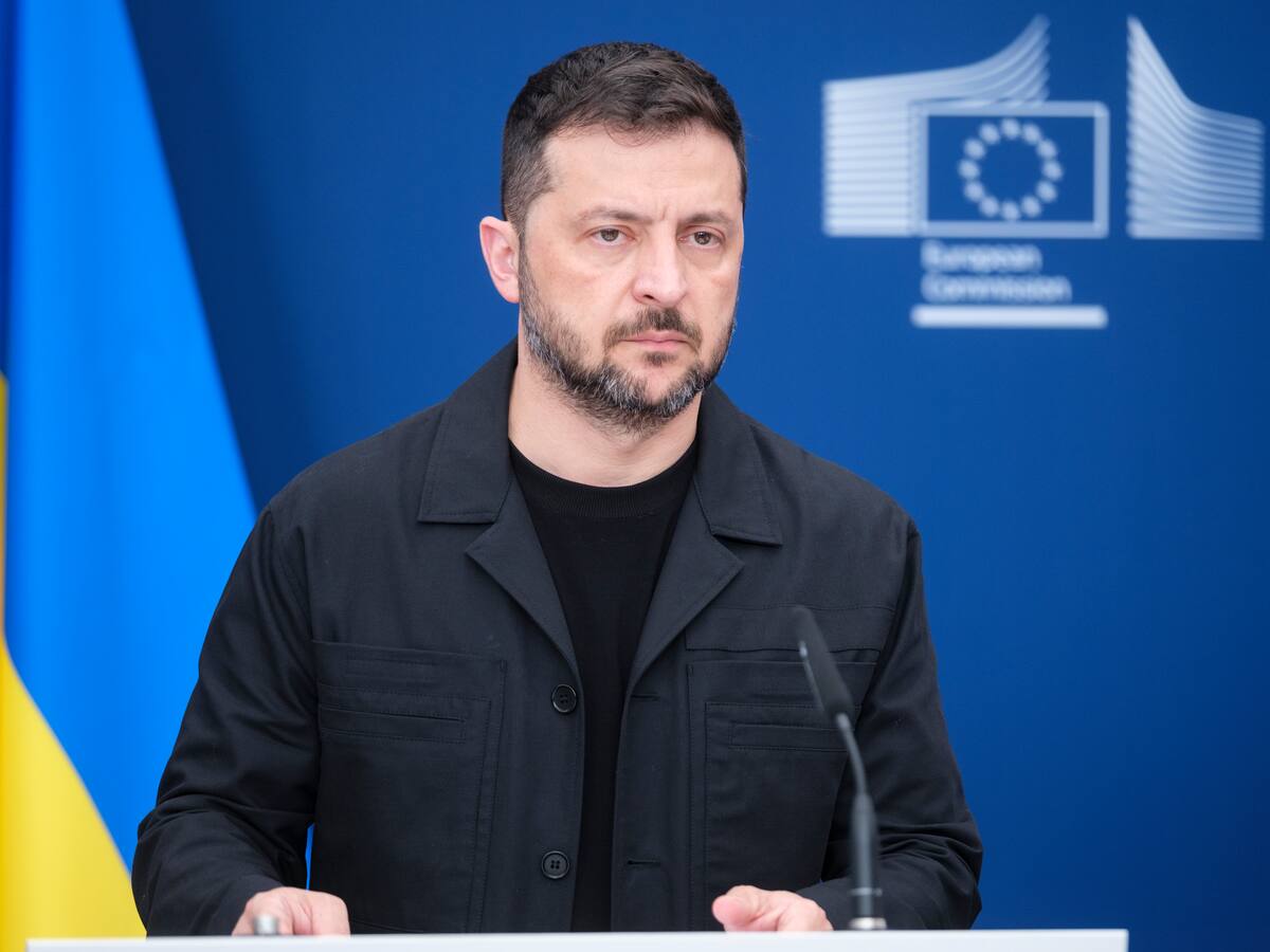 Ataque aéreo ruso causó cuatro muertos en Ucrania y 44 heridos, afirmó Zelenski