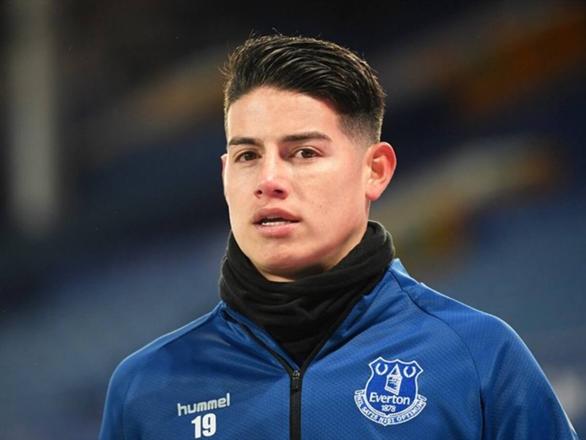 James Rodríguez se sigue entrenando al conocer el respaldo del Everton