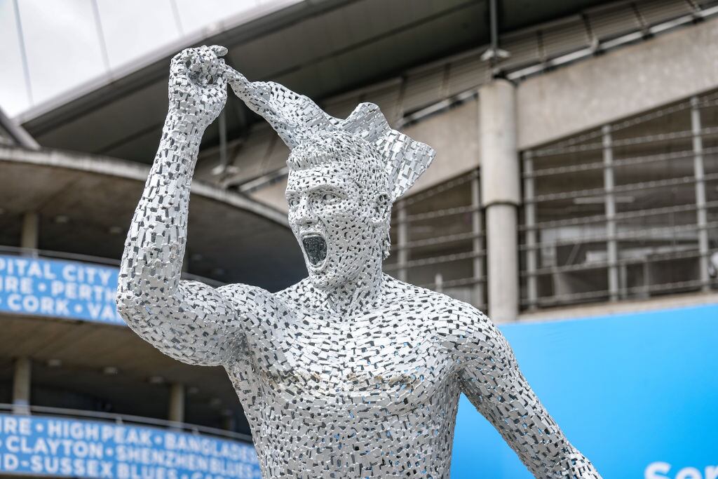 Escultura en conmemoración al futbolista argentino Sergio Aguero. Crédito: GettyImages