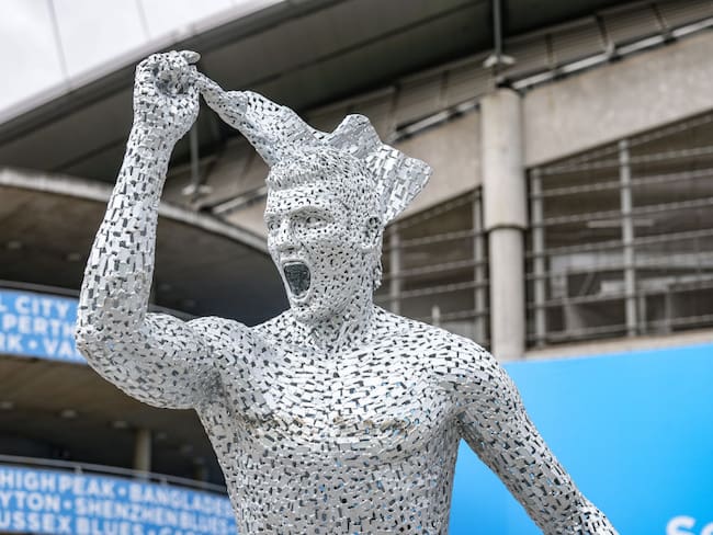 Escultura en conmemoración al futbolista argentino Sergio Aguero. Crédito: GettyImages