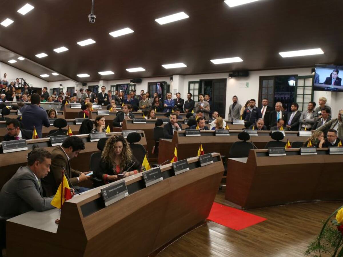 División en el Concejo de Bogotá por posibilidad de que el metro sea subterráneo