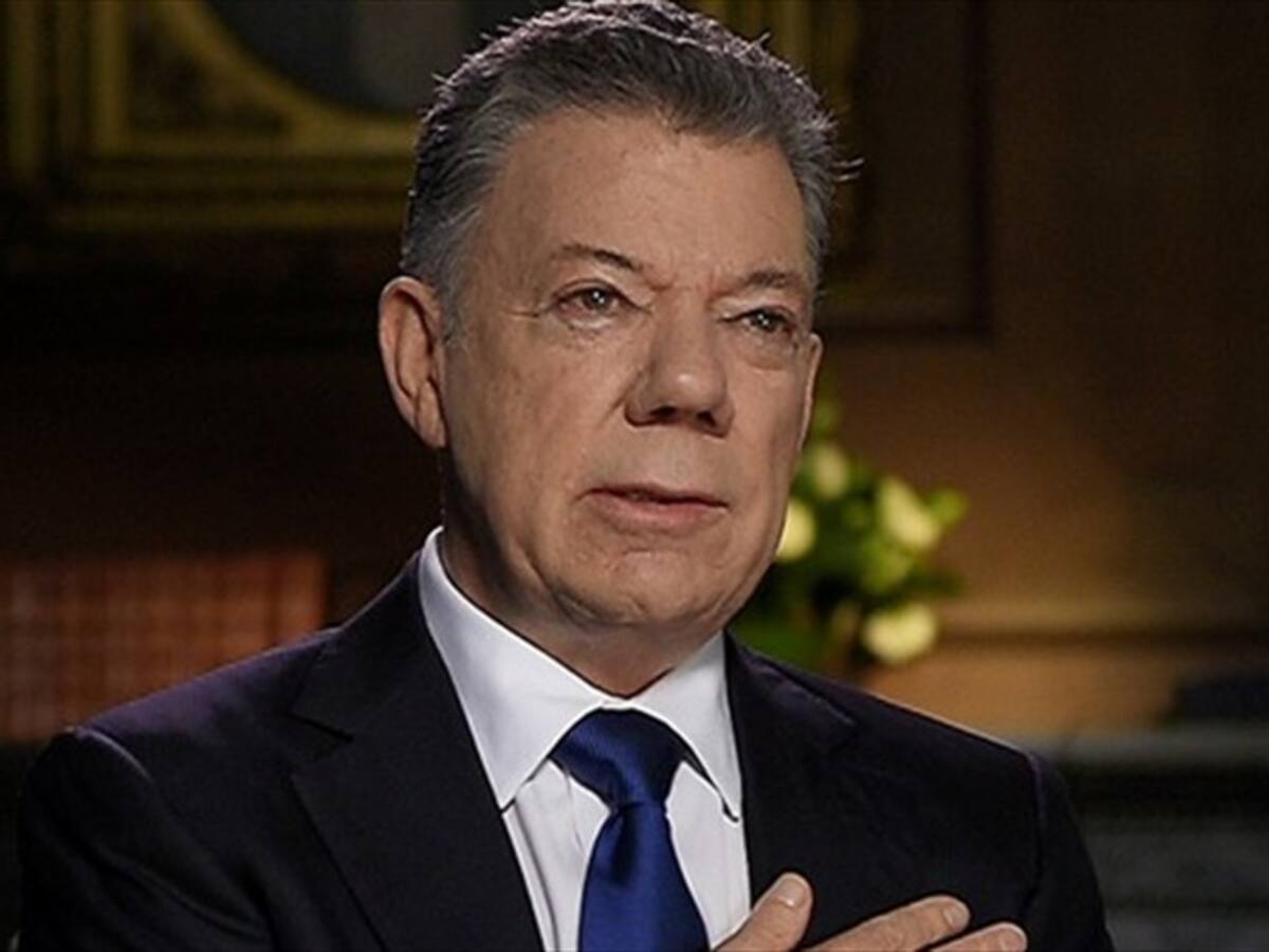 Santos se reunirá con su equipo asesor de paz para analizar anuncio de Iván Márquez