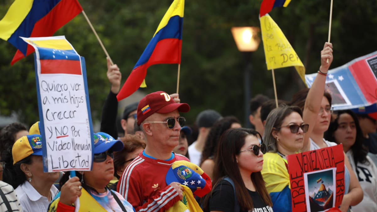 Congresistas reaccionan a la propuesta de Petro de repetir las elecciones en Venezuela