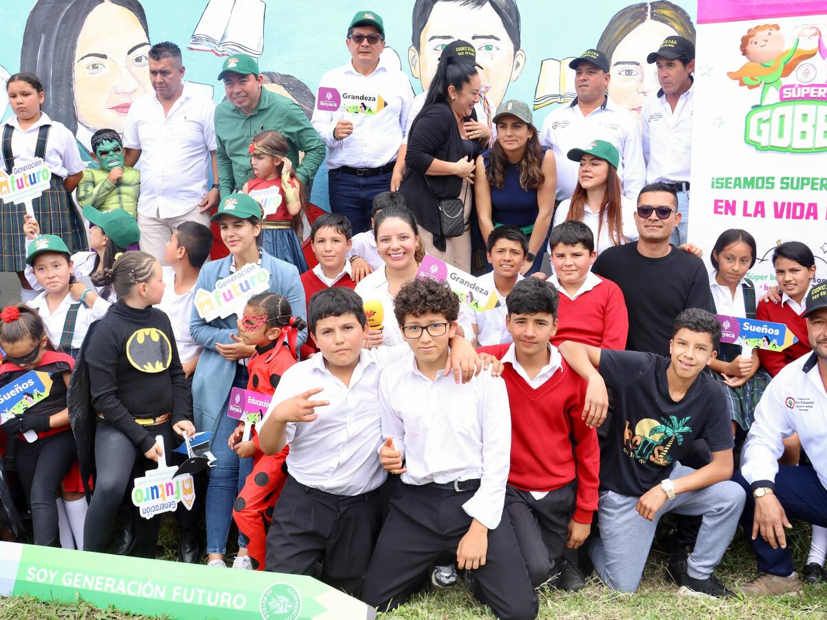 Con muestras culturales y sonrisas: así recibió San Eduardo a Soluciones W