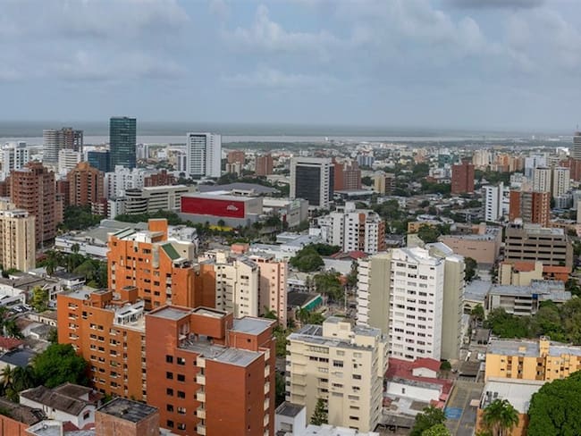Falleció cajera herida en atentado contra alias el 'Guajiro'. Foto: Getty Images