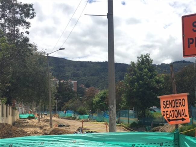 Obras de la calle 153 entre carreras séptima y novena. Foto: Paula Suárez / W Radio