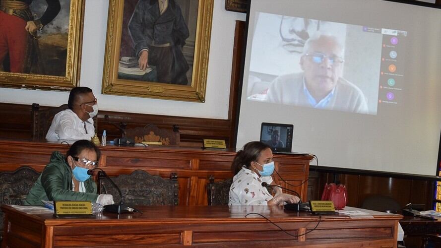 Los concejales aseguraron que acudieron con todas las medidas de seguridad, distanciamiento y descontaminación. Foto: Concejo de Popayán