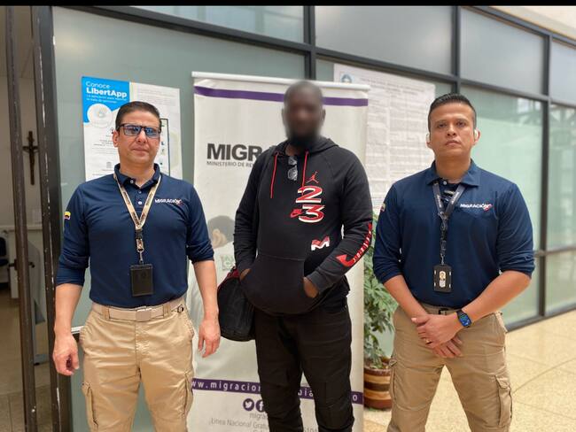 Migración inadmitió a extranjero señalado de ser un posible agresor sexual. Foto: Migración Colombia.