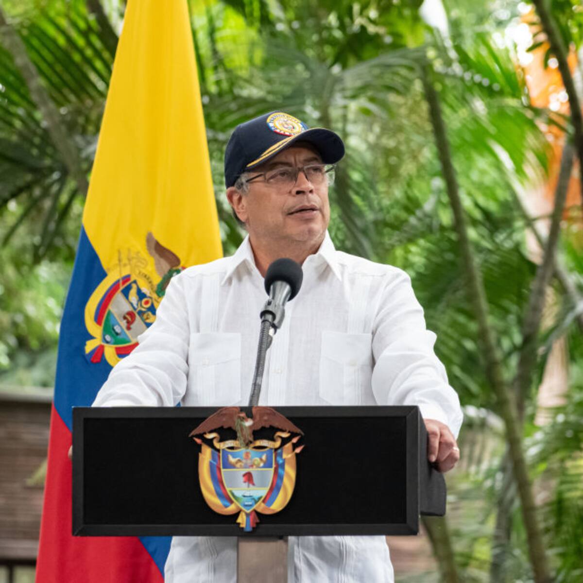 DNI no tiene aparatos para interceptar telefonía privada: Petro por chuzadas a magistrados