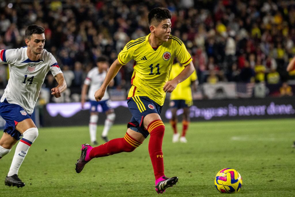 Daniel Ruíz, jugador de Millonarios F.C en partido con la Selección Colombia. Foto: Shaun Clark/ISI Photos/Getty Images.