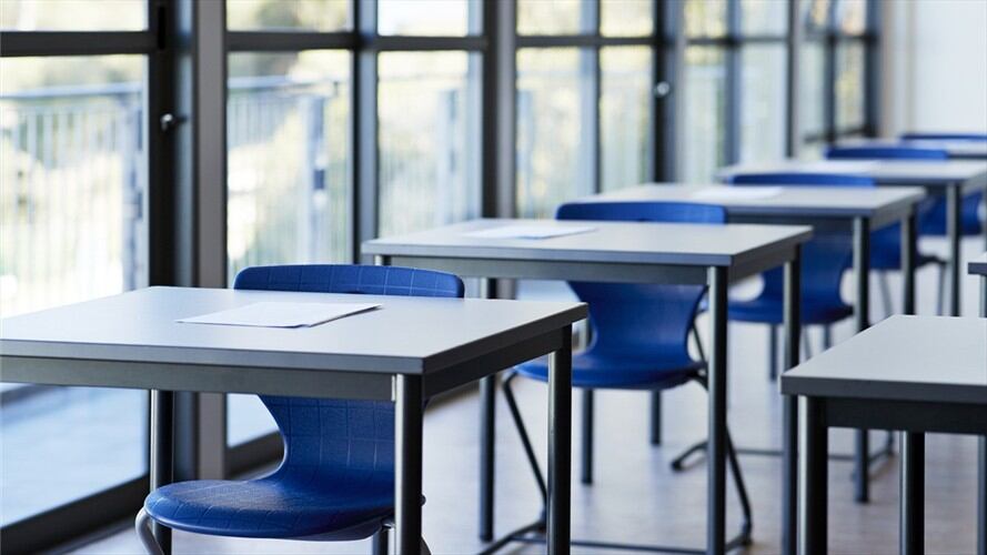 El gobernador del Magdalena dijo que los colegios públicos del departamento no se encuentran en condiciones para iniciar el retorno a las aulas. . Foto: