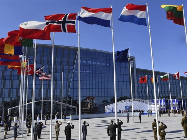 Banderas de los países que pertenecen a la OTAN Foto: Associated Press - AP