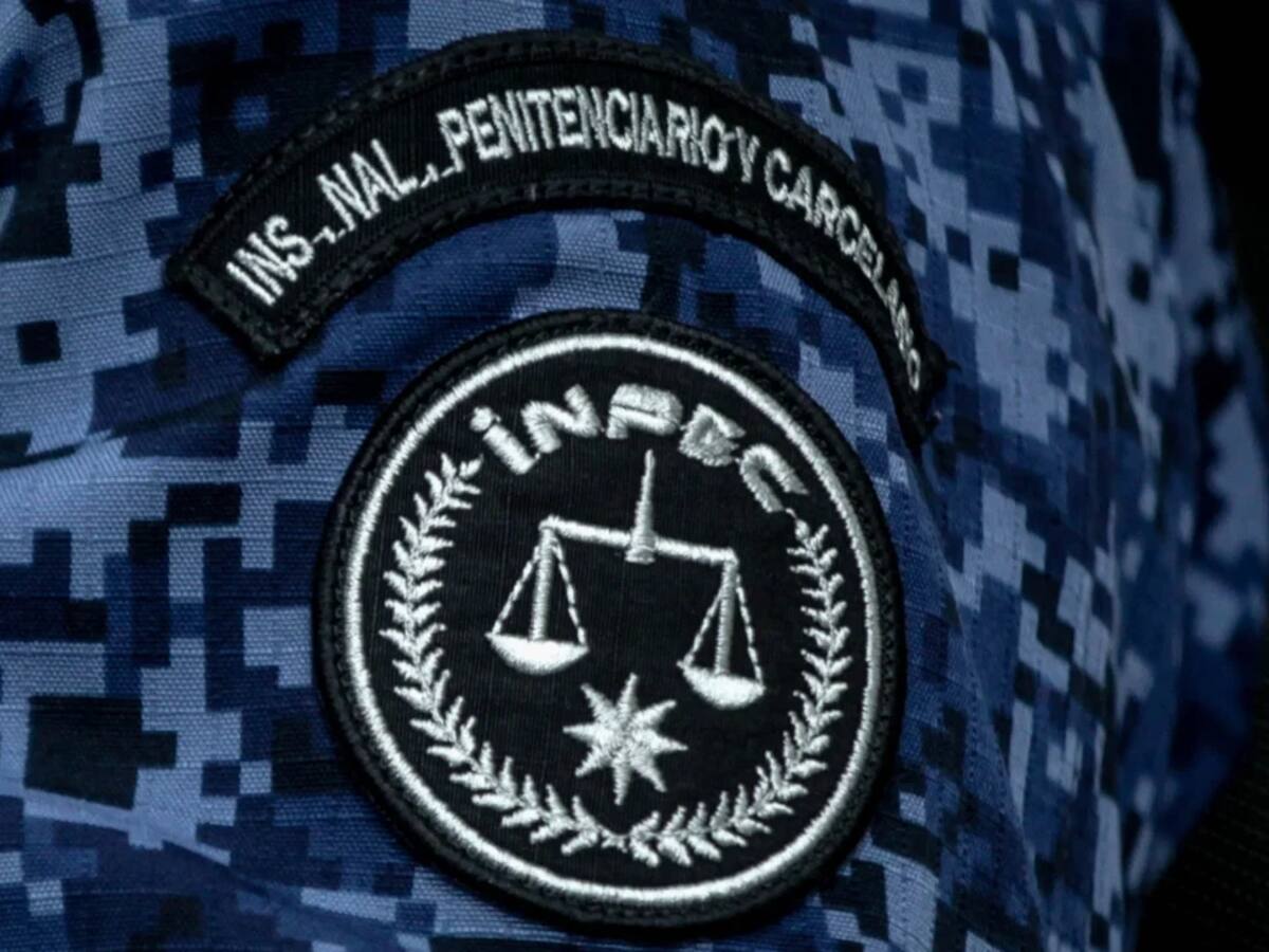 “Los traslados continuarán”: así reaccionó De la Espriella a atentados contra guardias del Inpec