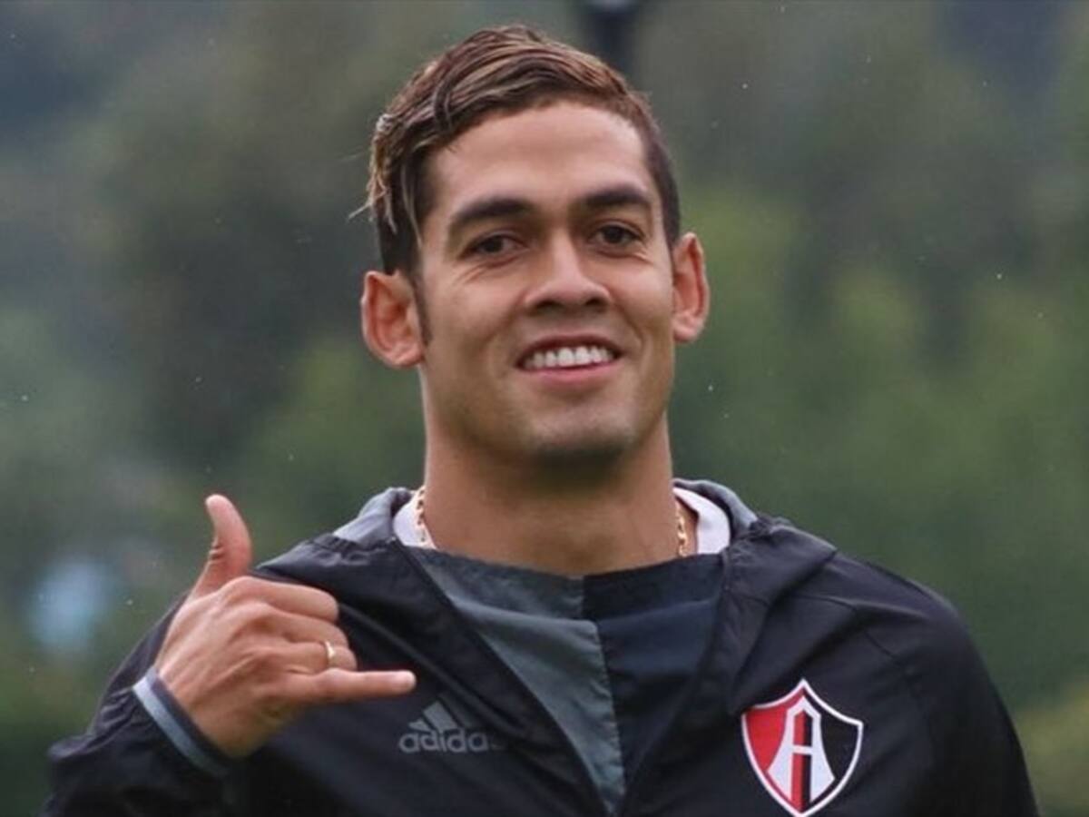 El jugador de Nacional Andrés Felipe Andrade resultó quemado con pólvora