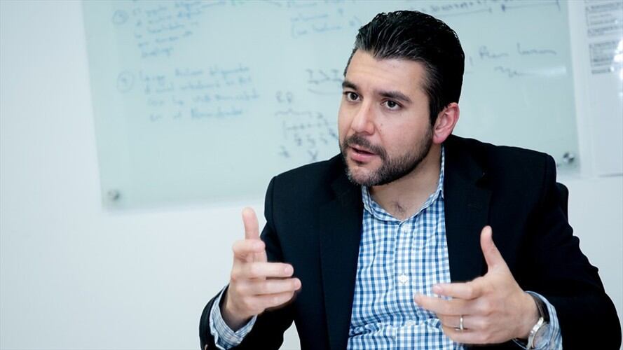 Iván Mantilla, viceministro de Conectividad, afrmó que la subasta busca masificar el acceso a servicios de Internet y actualizar tecnológicamente las redes móviles en municipios que no cuentan con 4G. Foto: Colprensa