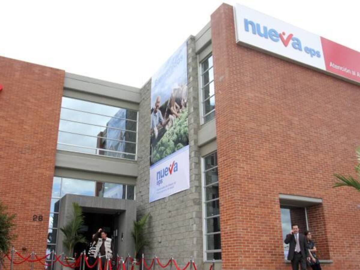 Paro de transporte afecta a más de 4 mil pacientes de Nueva EPS