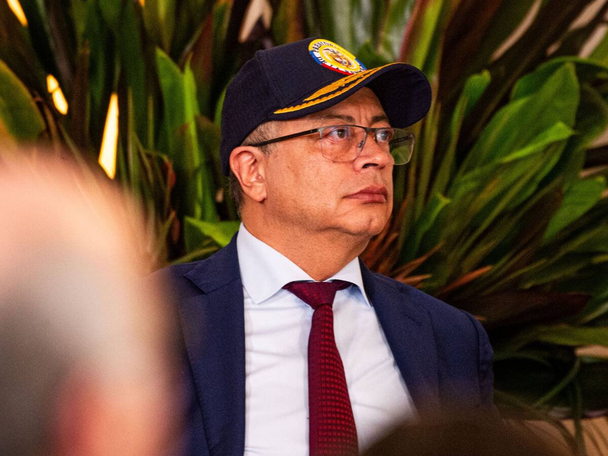 El presidente y la bandera del M19. ¿Cuál es su impacto político?