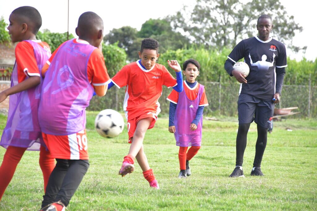 Fundación Adrián Ramos.