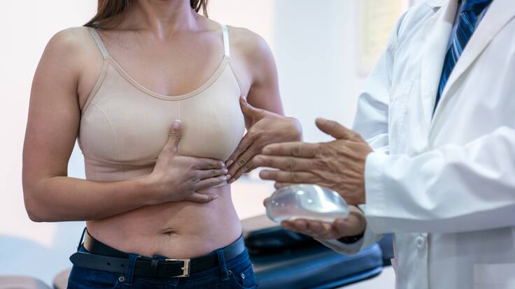 En que momento es mejor realizar la reconstrucción mamaria si tiene cáncer de seno, cirujana dio detalles