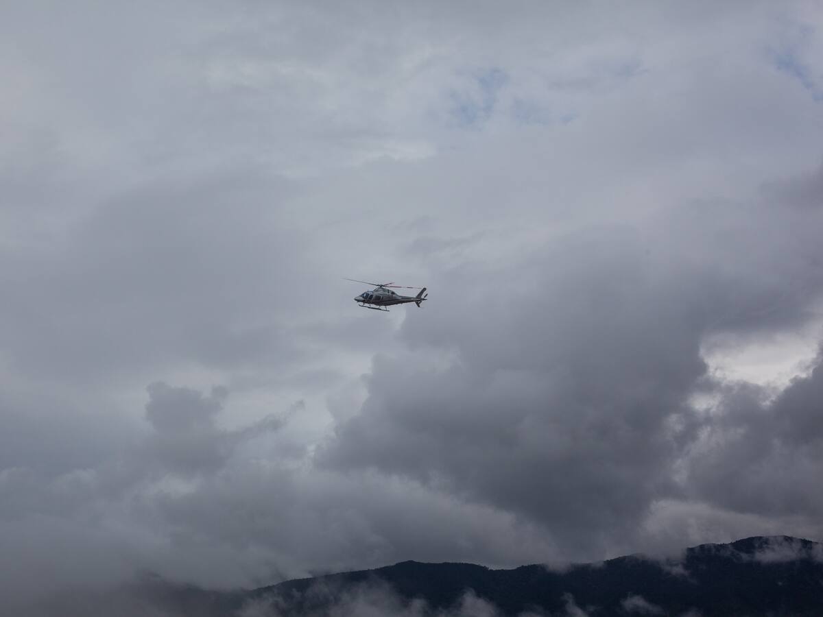 Helicóptero de la Armada causó pánico en playa de San Andrés por peligrosas maniobras; la institución se disculpó