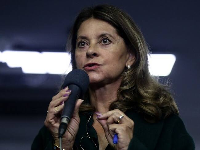 La vicepresidente sugirió que las personas que trabajan de manera informales se vieron más afectados por la pandemia debido a que no ahorraron.. Foto: Colprensa