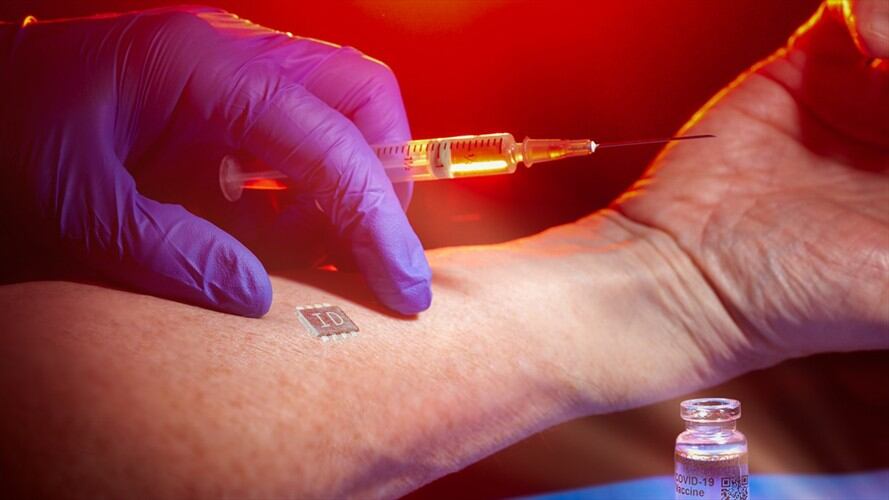 En Internet circulan a cada minutos cientos de teorías conspirativas relacionadas con el COVID-19. Foto: Getty Images/ FrankyDeMeyer