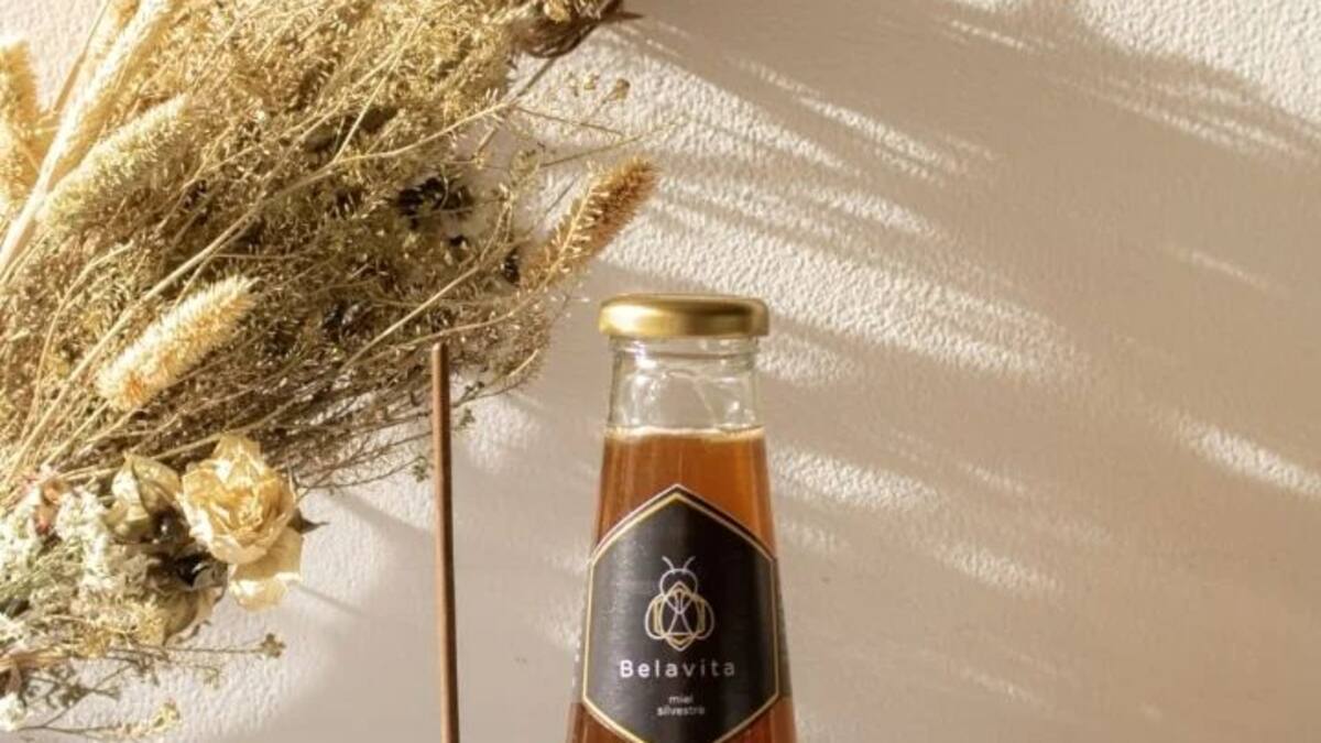 Personas con esquizofrenia y sus familias crearon un emprendimiento de miel silvestre