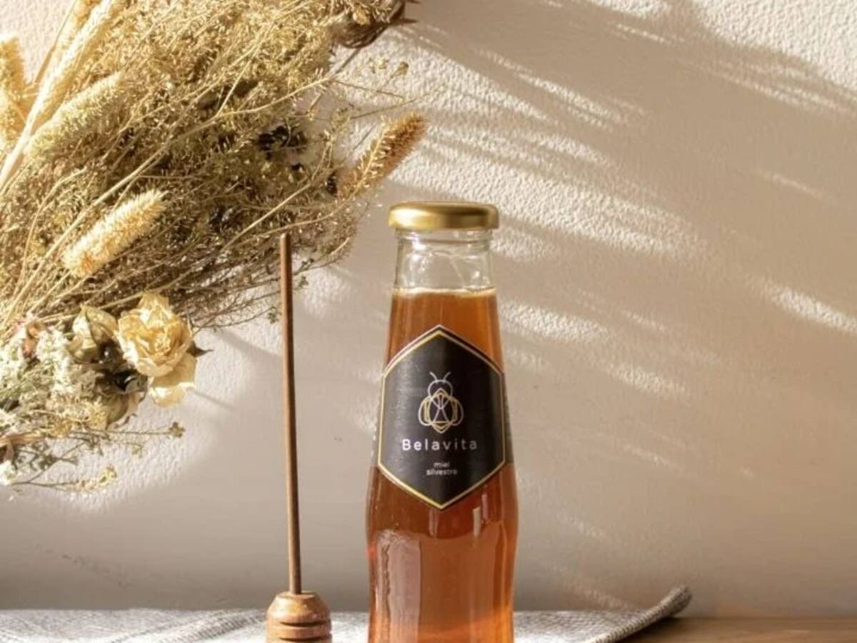 Personas con esquizofrenia y sus familias crearon un emprendimiento de miel silvestre