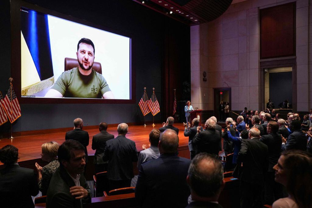 Foto de referencia de Volodimir Zelenski, el presidente de Ucrania, en una intervención ante el Congreso de Estados Unidos. (Photo by J. Scott Applewhite / POOL / AFP) (Photo by J. SCOTT APPLEWHITE/POOL/AFP via Getty Images)