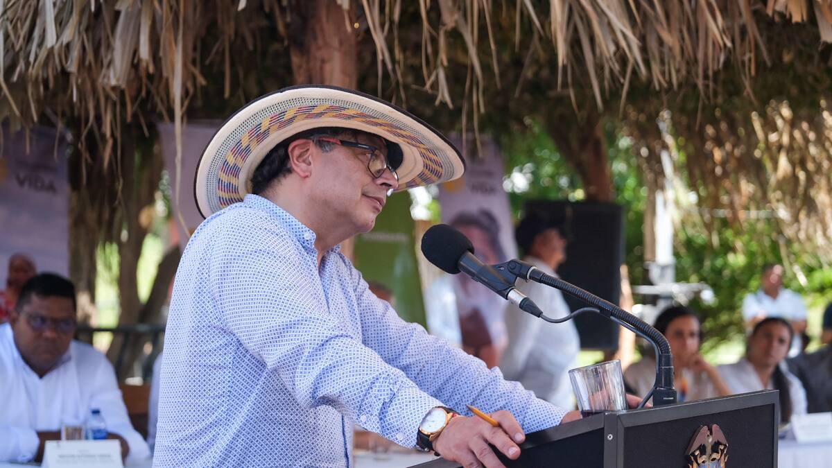 No puede haber explotación de carbón a cielo abierto en Colombia: presidente Petro