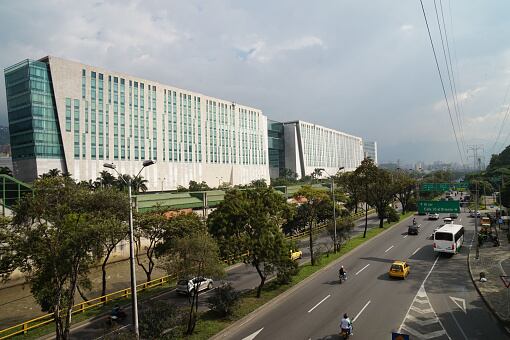 Pico y placa para hoy 14 de enero en Medellín: horarios y restricciones. Foto: Getty
