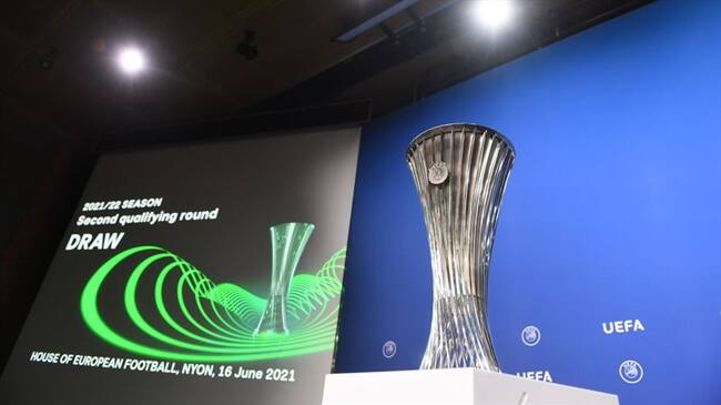 Trofeo de la UEFA Conference League. Foto: Getty Images