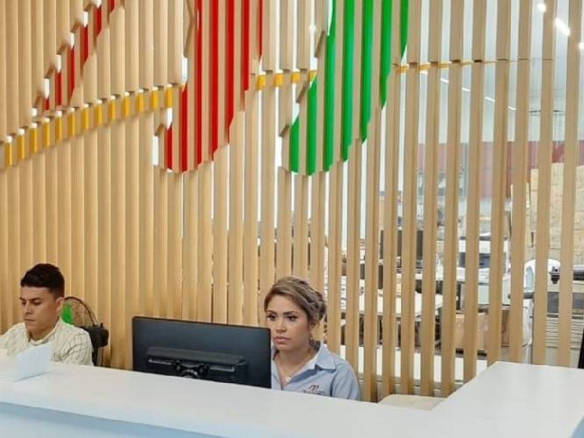 Sindicato de AMB denuncia presiones laborales y cambio de manual de funciones