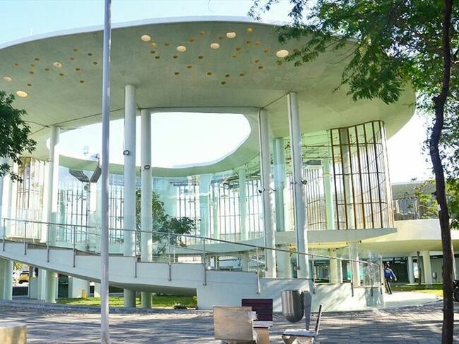 Alcaldía de Santa Marta contrató a familiar de fiscal que investiga la Megabiblioteca. Foto: Ian Farouk Simmonds