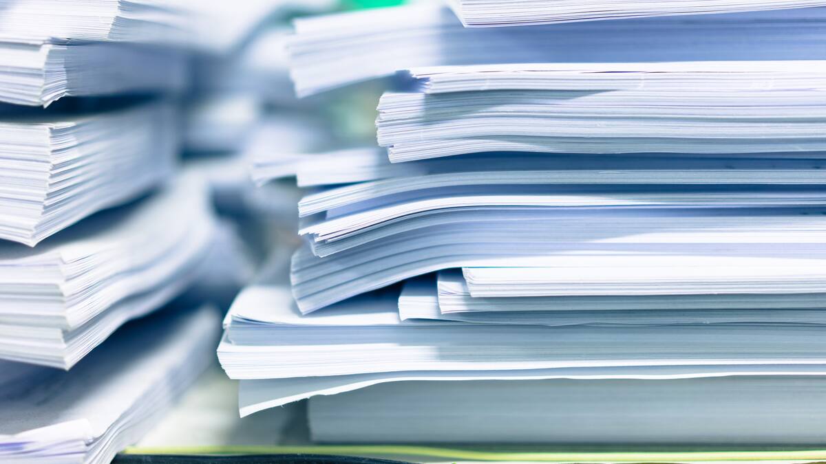 Pequeños y medianos empresarios alertan sobre escasez de papel y cartón