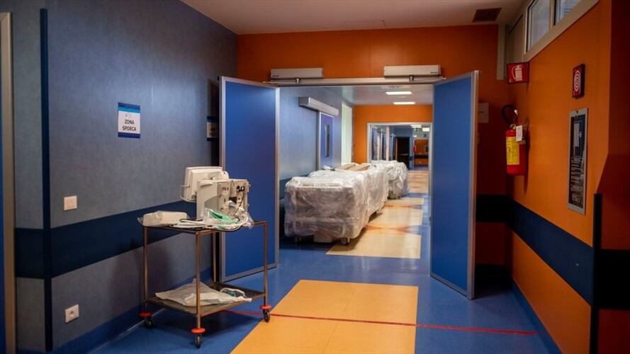 La solicitud incluyó a personal médico y al antiviral cubano Interferón Alfa 2 B. Foto: Getty Images