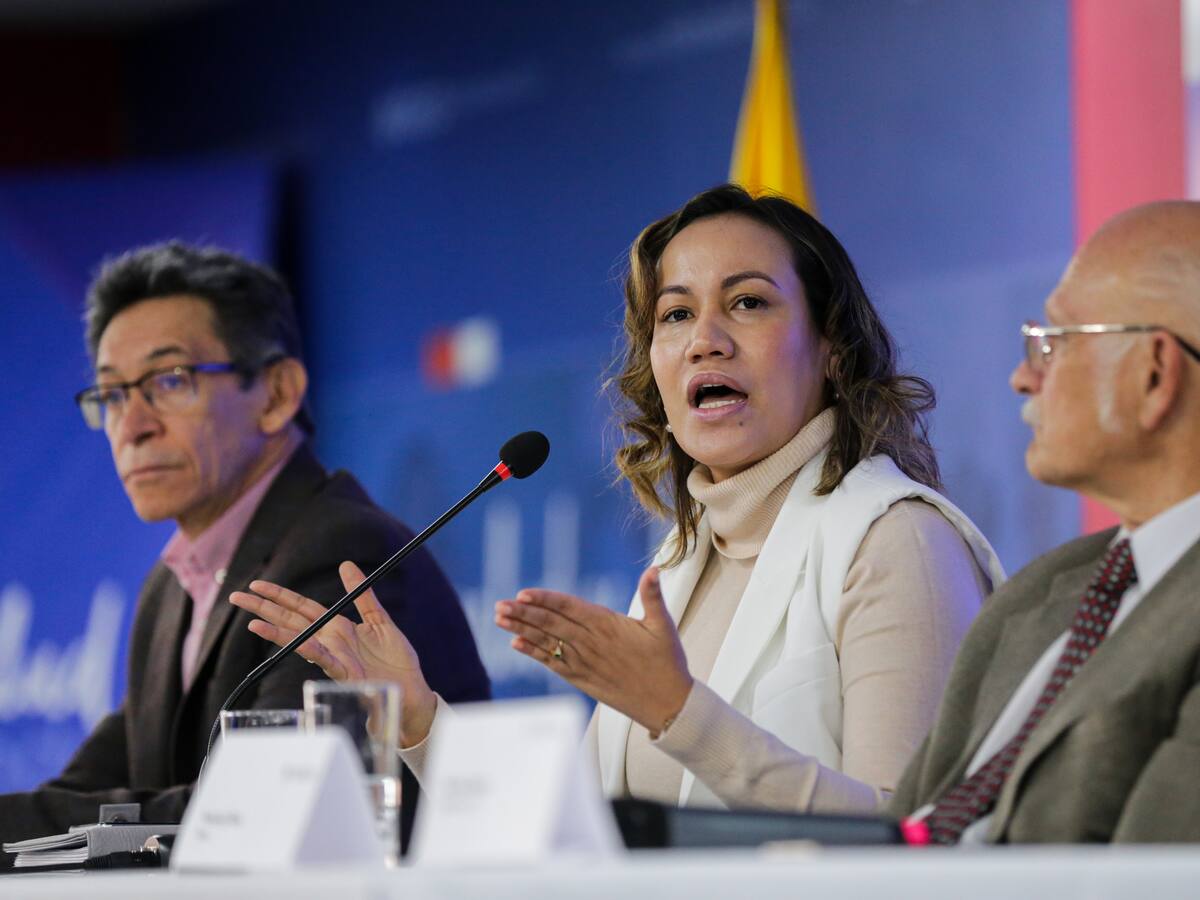 MinSalud responde a críticas por compra de vacuna de viruela símica