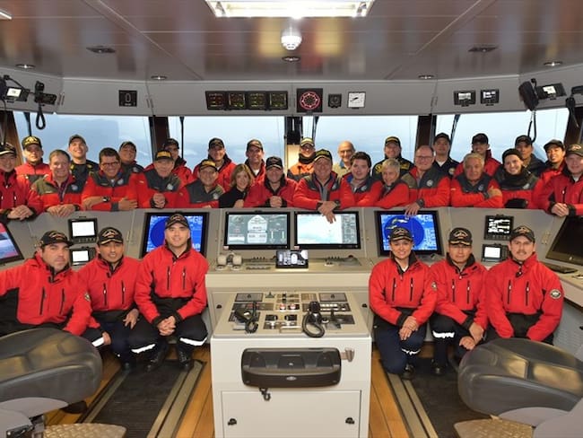 Equipo del buque oceanográfico. Foto: Armada Nacional