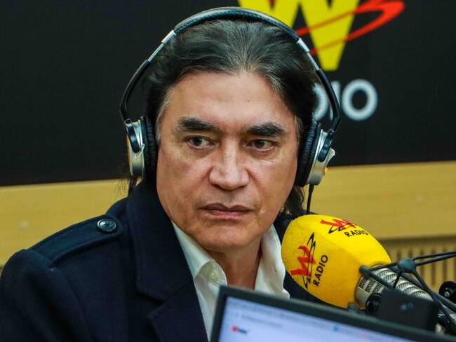 Gustavo Bolívar en W Radio. Foto: W Radio.