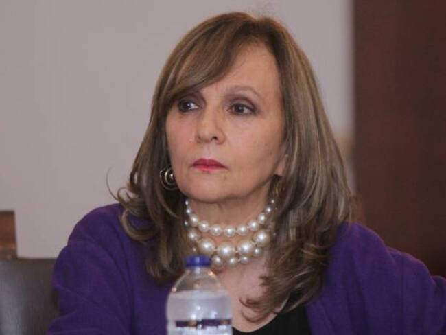 No pueden tachar mi vida profesional diciendo que soy amiga de Petro: Ángela María Robledo