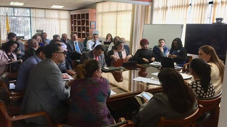 En la reunión hizo presencia el secretario de Salud de Boyacá, la Personería, la Defensoría, los secretarios de Salud de Tunja y Duitama, Medimás y el sindicato de Esimed. Foto: Secretaría de Salud