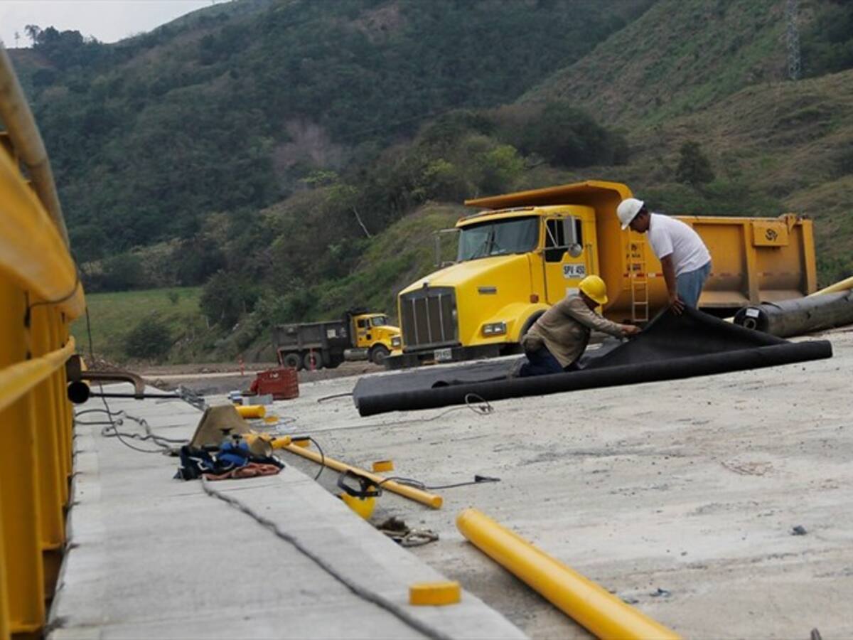 Invías reanudó obras de Transversal del Libertador para dinamizar productividad en Cauca
