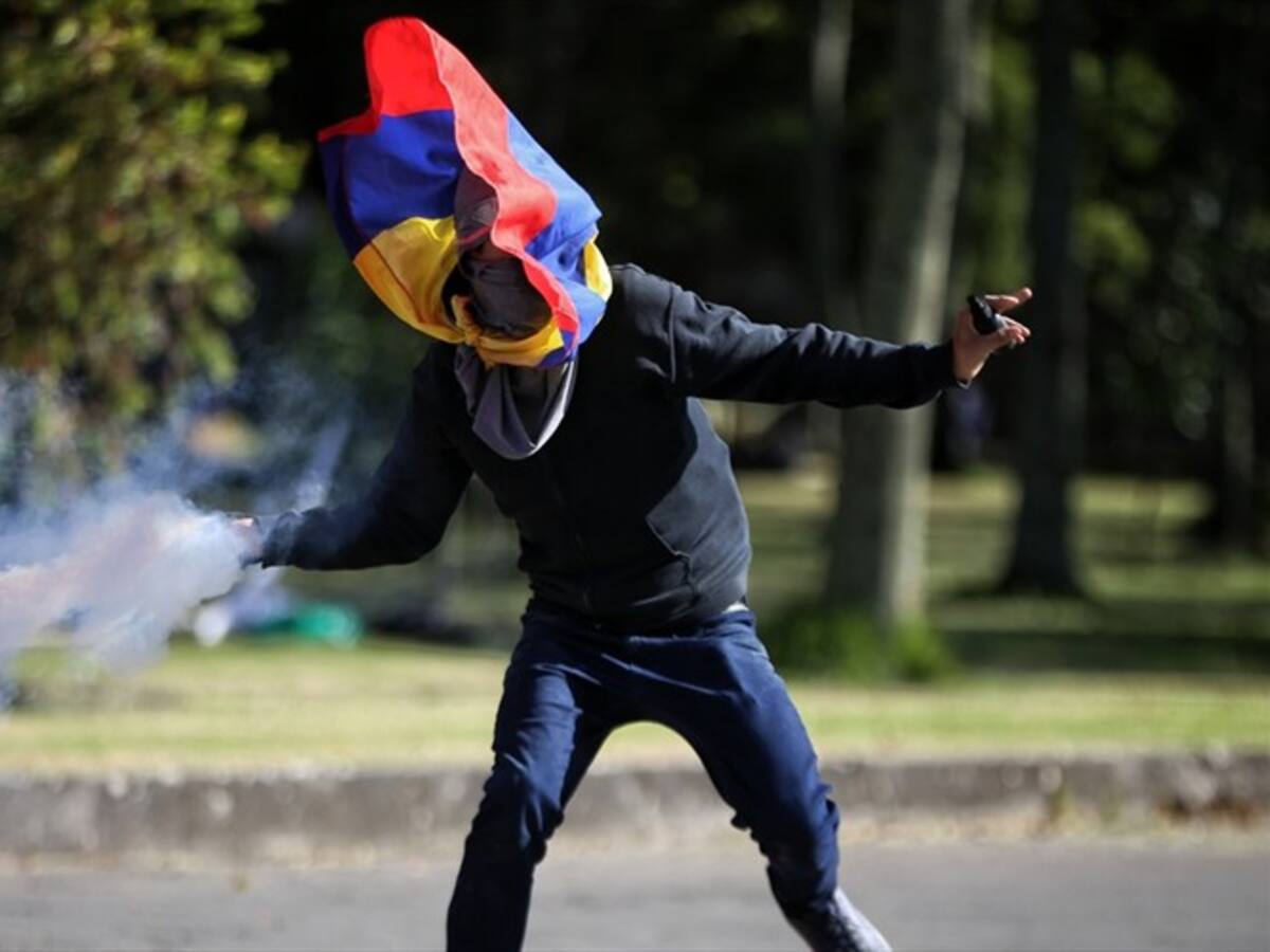 Fuerza pública entrará a universidades si estudiantes usan explosivos: alcalde de Medellín