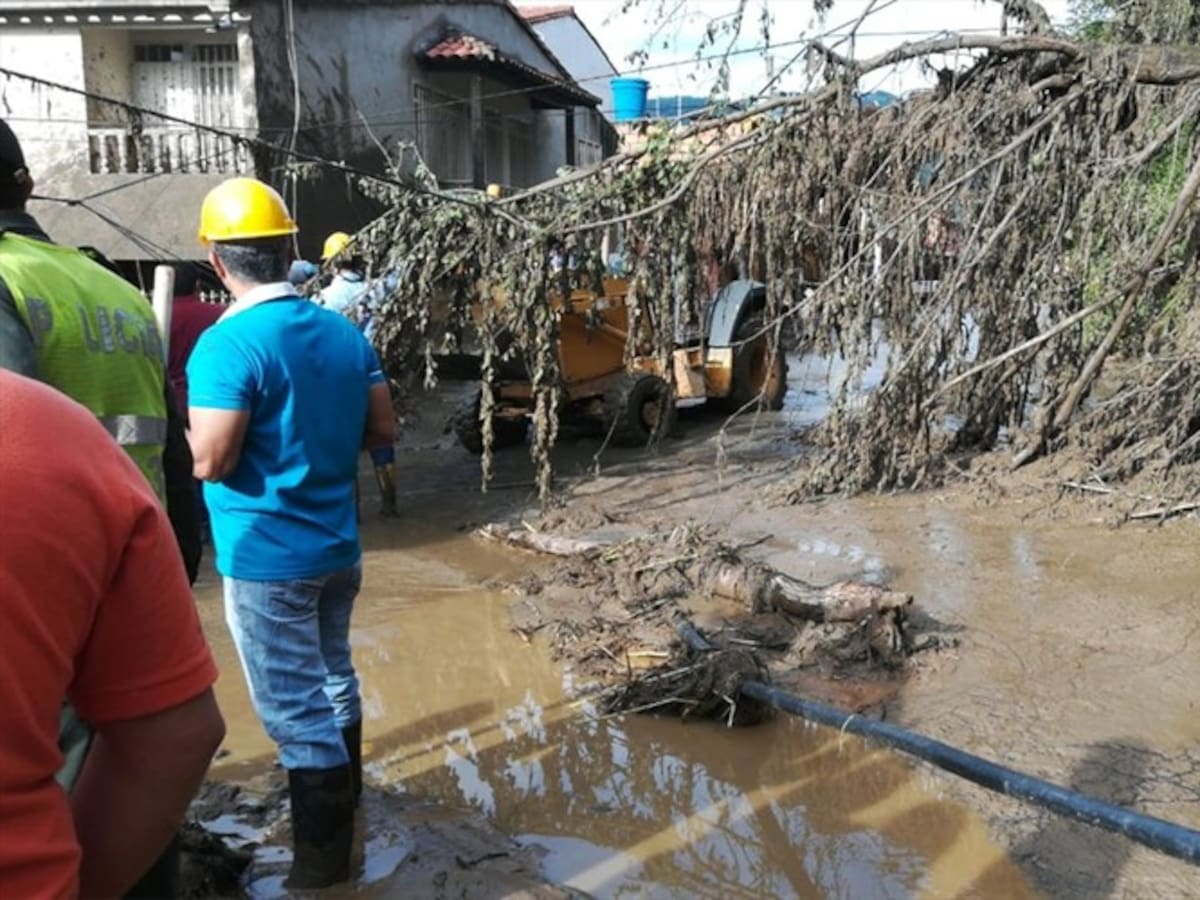 Declaran calamidad pública en San Gil por avalancha